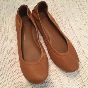 Tory Burch flats ✨
